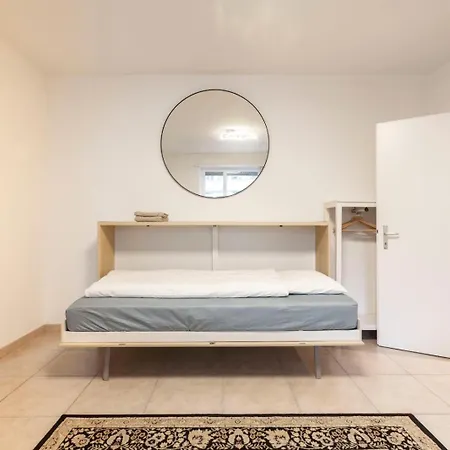Apartment Gemuetlich Eingerichtete Im Herzen Von Zurich